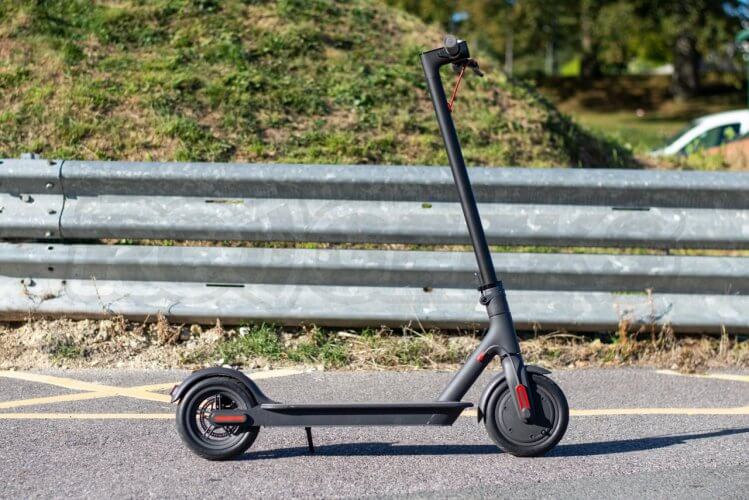 Xiaomi M365 Folding Electric Scooter with Two Spare Tyres- Black