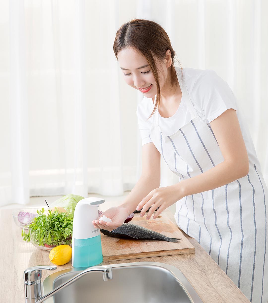 小米 小吉泡沫洗手机 感应式